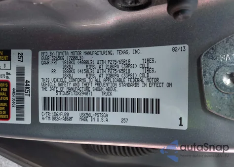 2013 Toyota Tundra Grade 5.7L V8 z USA, uszkodzony, nr VIN 5TFDW5F17DX294071